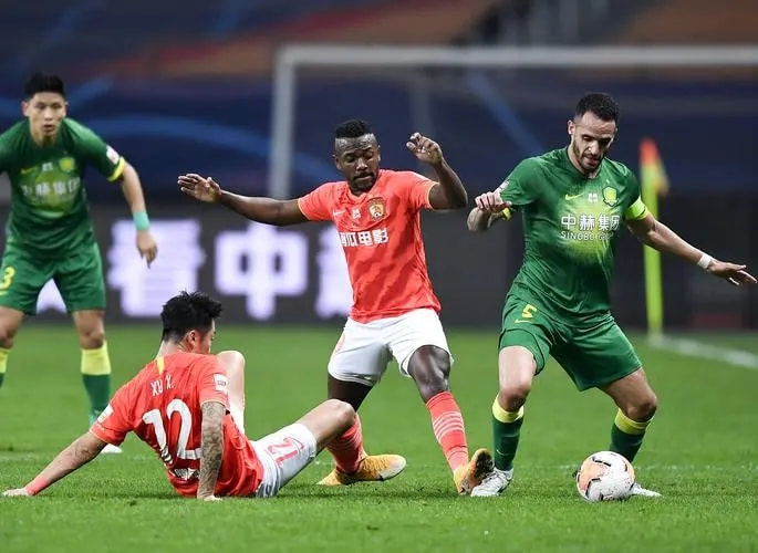 中超赛程吃紧，切尔西国际比赛日内部沟通，质疑声仍在，赛季目标并未改变的简单介绍