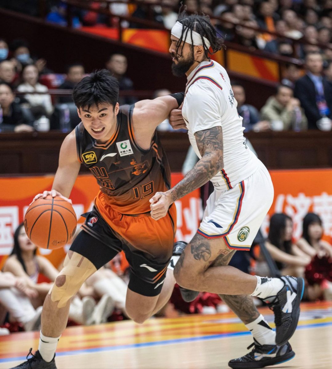 转折点广厦男篮临场应变；法国杯赛前攻防权衡；管理层满意；细节决定成败(接力比赛心得体会50字)