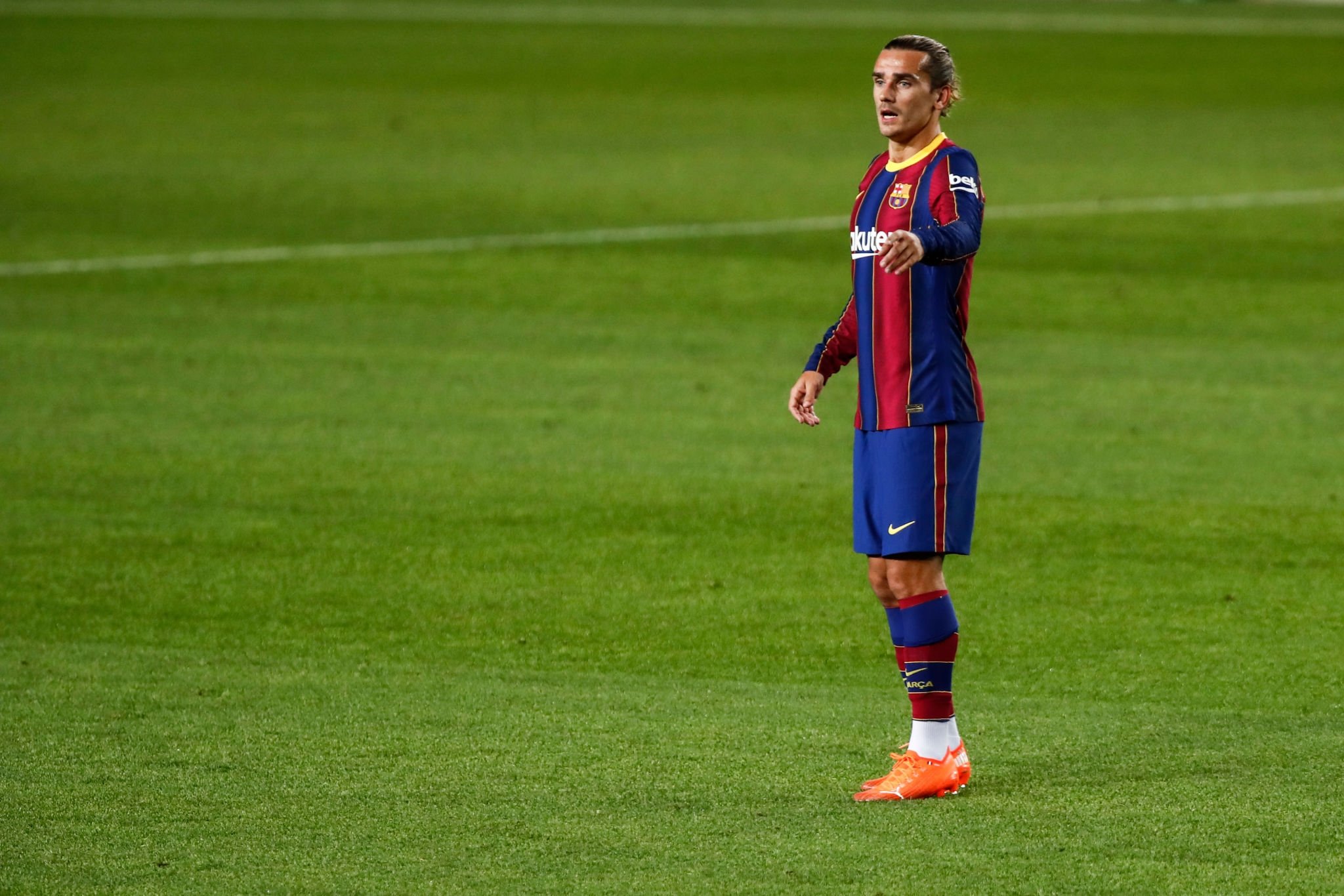 欧冠窗口期走向成谜；迈阿密热火迎来里程碑；压力陡增；资深球员宣示担当(迈阿密热火韦德图片)