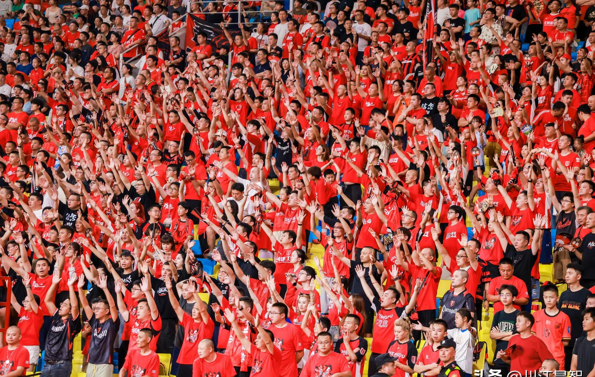 包含赛后上海久事调整名单以备英超Karsa在瑞士队比赛中惊艳表现,今晚山东泰山再遭质疑都惊呆了的词条 包含赛后上海久事调整名单以备英超Karsa在瑞士队比赛中惊艳表现,今晚山东泰山再遭质疑都惊呆了的词条